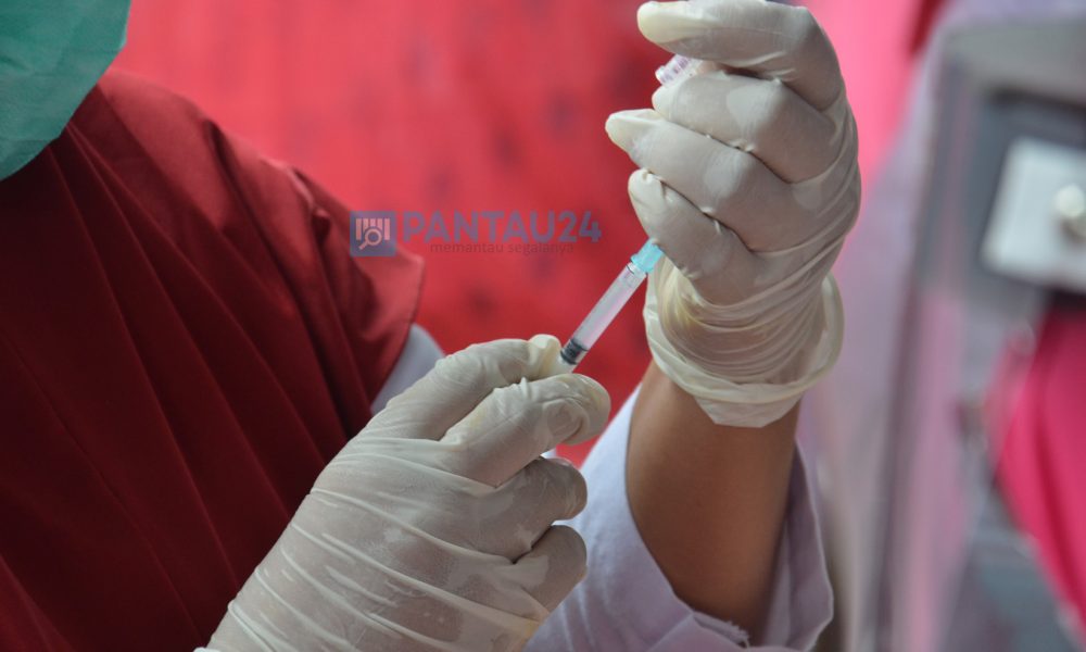 Launching vaksinasi Covid-19 di Kabupaten Bolsel, Senin 1 Februari 2021
