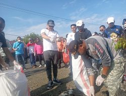 Limi Pimpin Aksi Bersih-bersih di Pusat Kota Lolak
