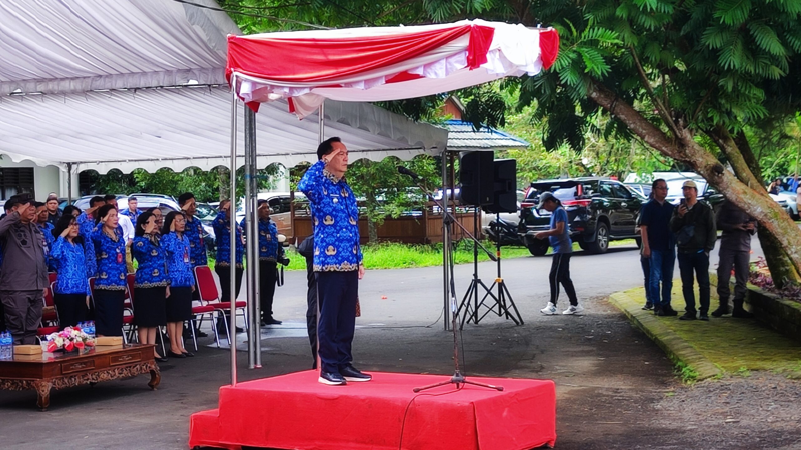 Wali Kota Tomohon, Caroll Senduk saat menjadi inspektur upacara peringatan Hari Kebangkitan Nasional, (Foto: PANTAU24.com/Gitta.Waloni)
