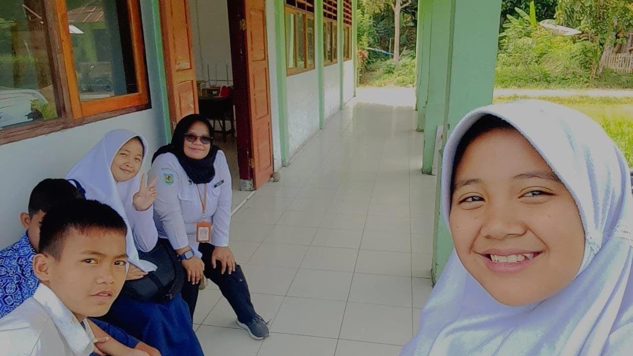Dedikasi Winda Mohi: Guru di pelosok Bolmong yang membawa harapan pendidikan ke Apado 8 Dedikasi Winda Mohi: Guru di pelosok Bolmong yang membawa harapan pendidikan ke Apado
