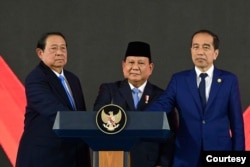 Presiden Prabowo resmi luncurkan Danantara, ekonom beri tanggapan 8 Peluncuran BPI Danantara dihadiri berbagai tokoh di antaranya Presiden ke 6 dan ke 7, Susilo Bambang Yudhoyono dan Joko Widodo.