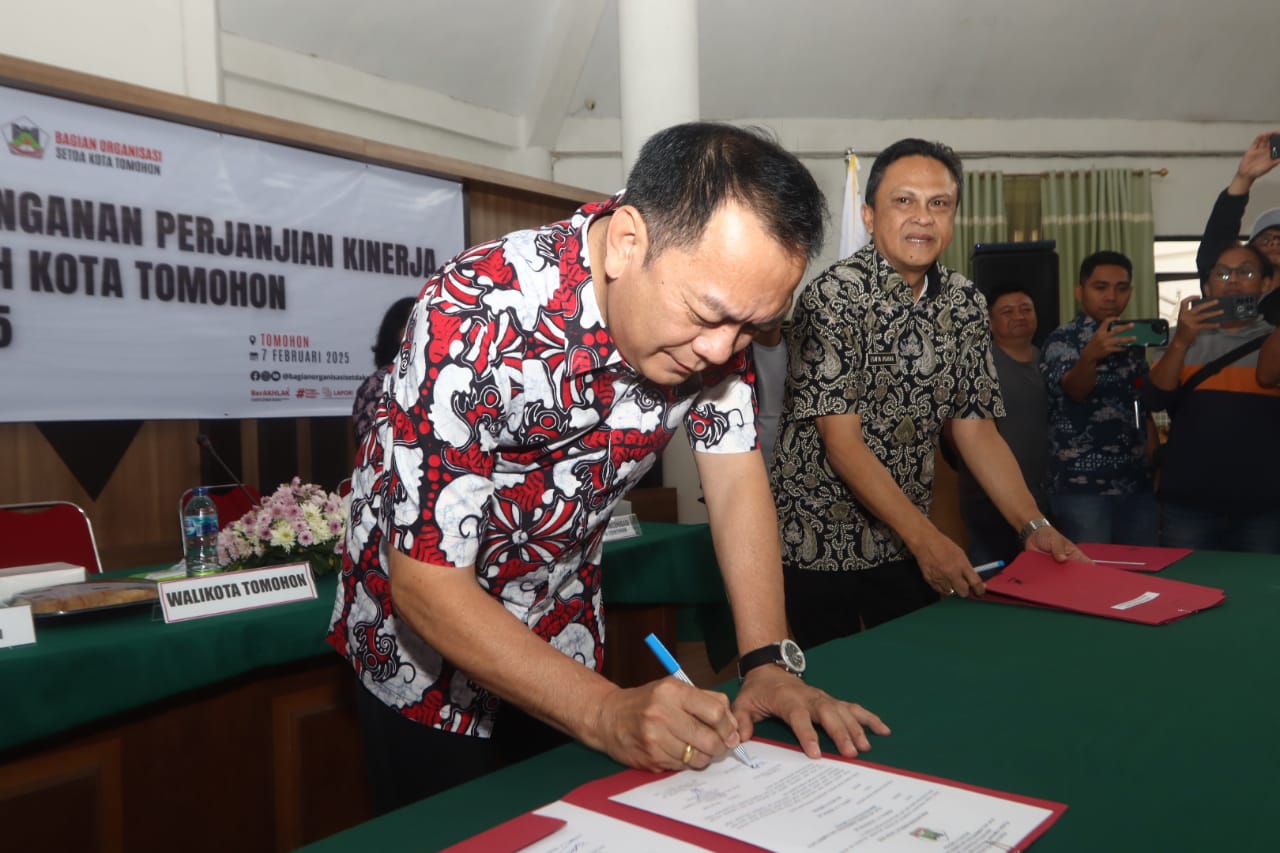 Teken kerjasama dengan Kepala OPD, Caroll Senduk harap berdampak positif bagi masyarakat Tomohon 8 Teken kerjasama dengan Kepala OPD, Caroll Senduk harap berdampak positif bagi masyarakat Tomohon