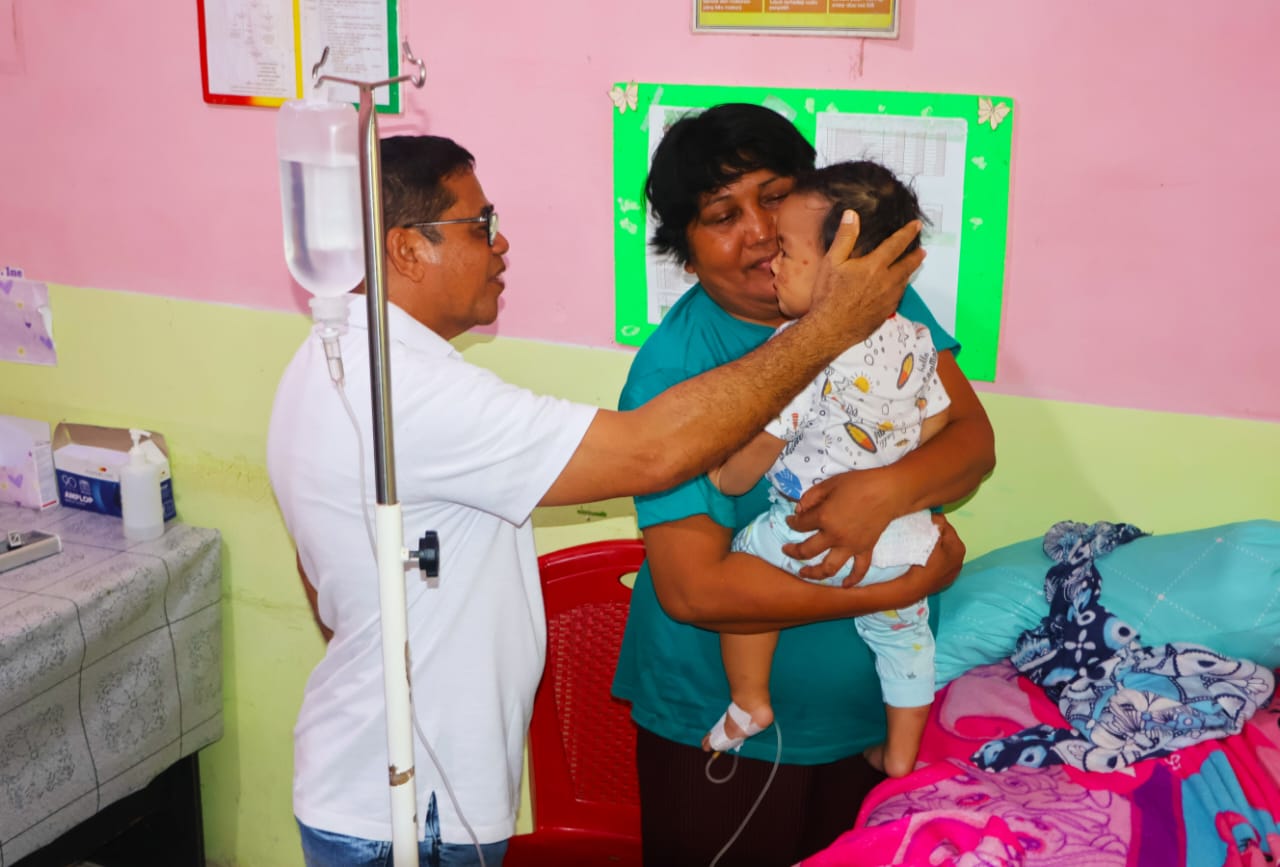 Bayi 10 bulan selamat setelah rumah tertimbun longsor di Desa Kawahang 9 sitaro