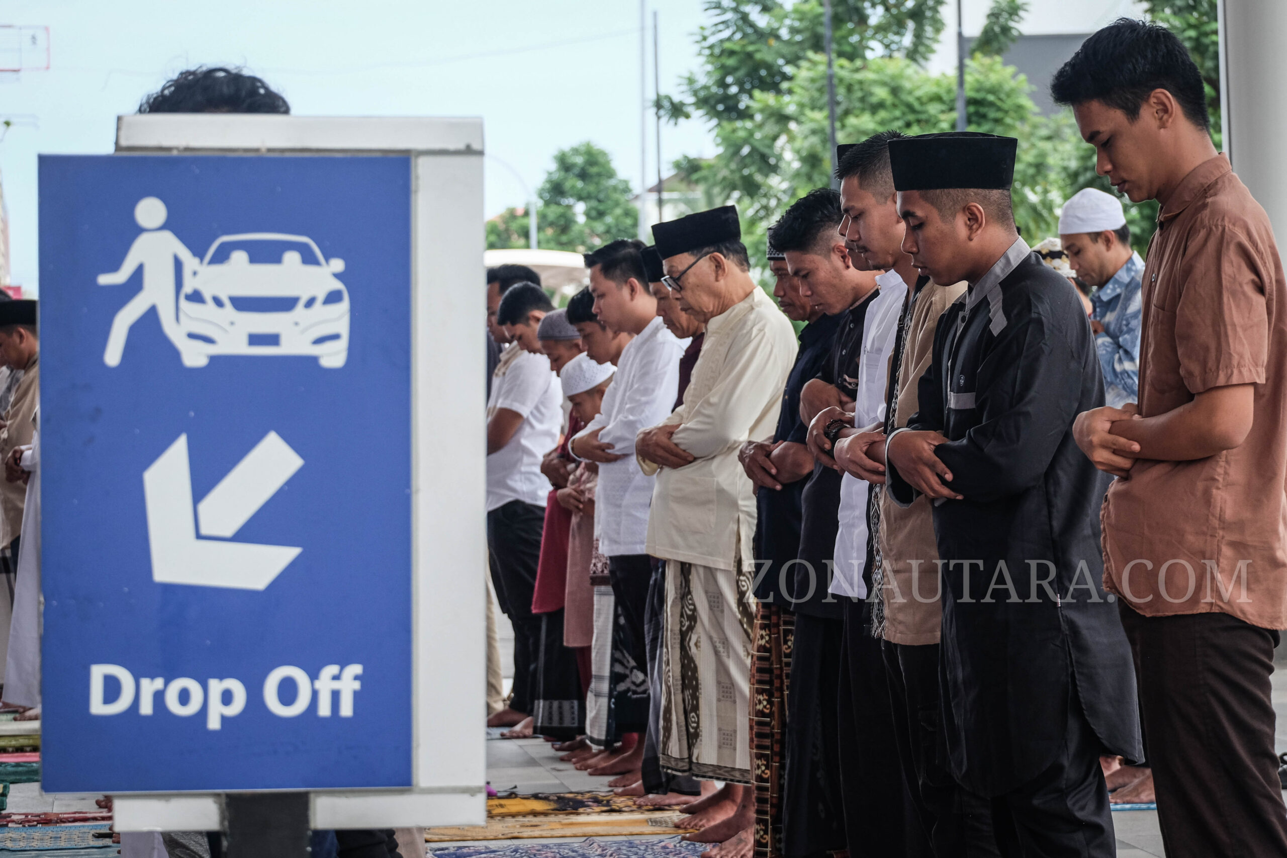 FOTO: Shalat Idul Fitri 1446 H di Manado Town Square