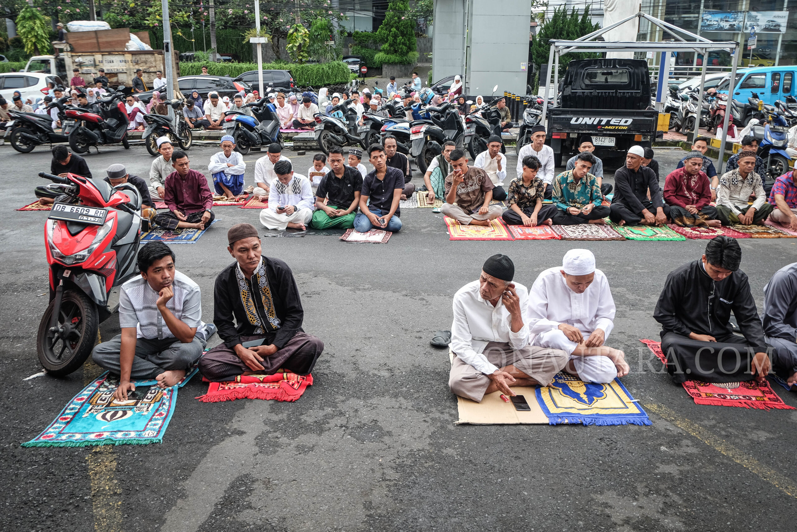 FOTO: Shalat Idul Fitri 1446 H di Manado Town Square