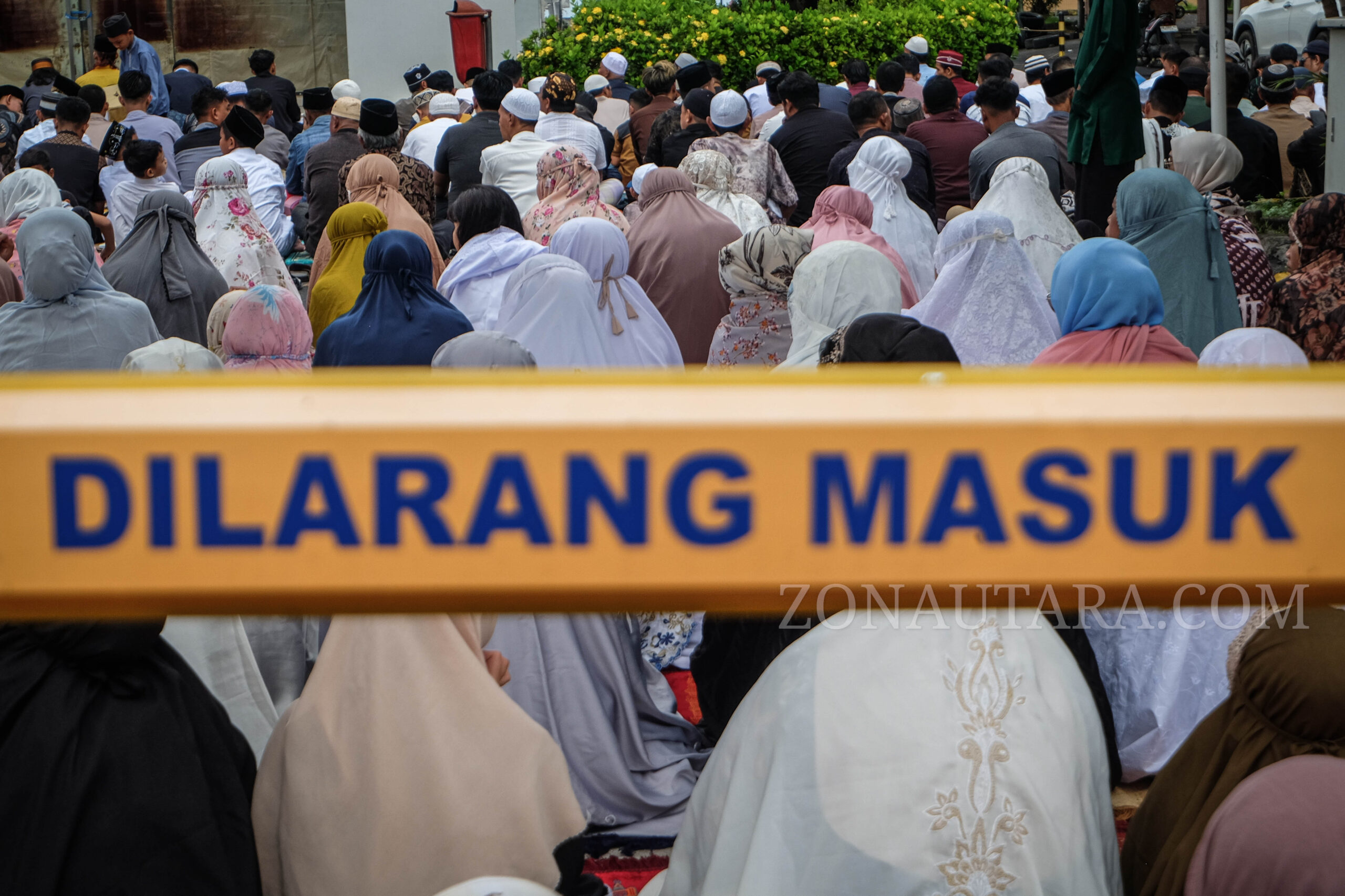FOTO: Shalat Idul Fitri 1446 H di Manado Town Square