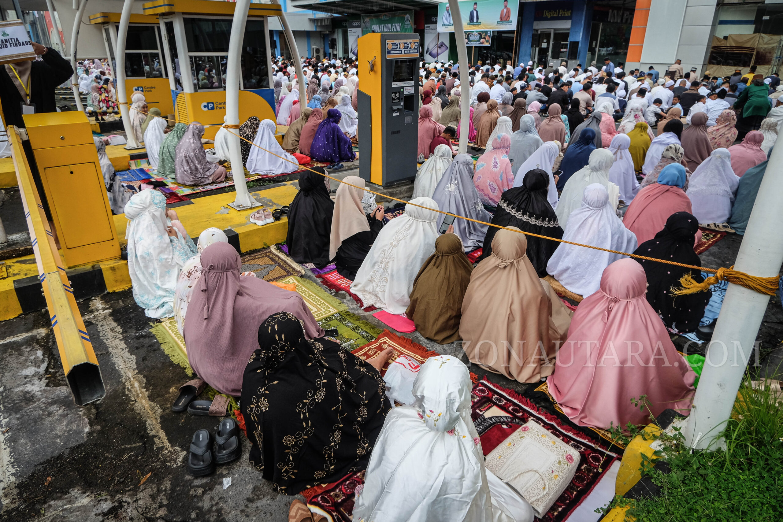 FOTO: Shalat Idul Fitri 1446 H di Manado Town Square