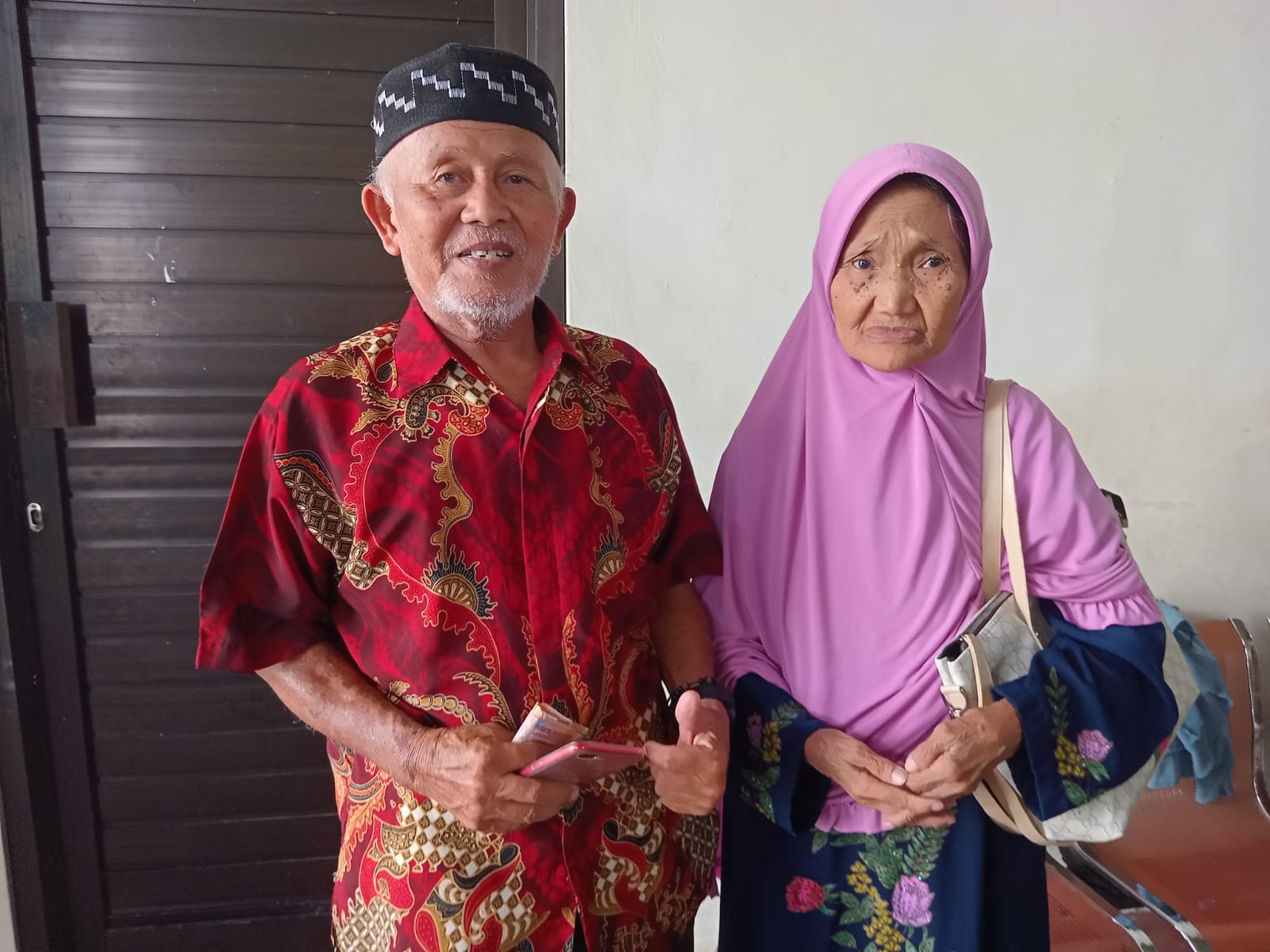 Calon Jemaah Haji Manado jemput koper jelang keberangkatan ke tanah suci 9 Calon Jemaah Haji Manado jemput koper jelang keberangkatan ke tanah suci