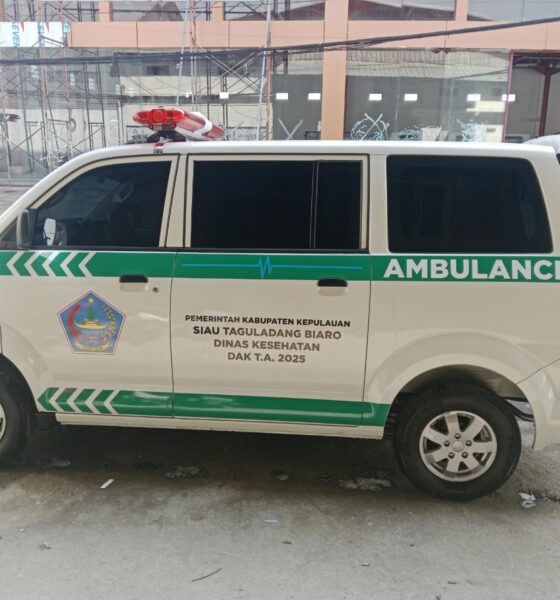 Bupati Sitaro pastikan dua Puskesmas di kepulauan terima bantuan ambulance