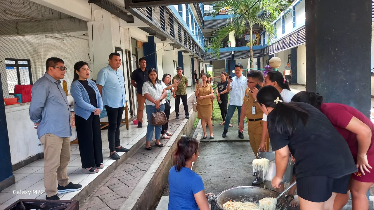 Janji Bupati dan Wabup Sitaro kala bertatapan langsung dengan pengungsi Pulau Ruang di Rusunawa Bitung