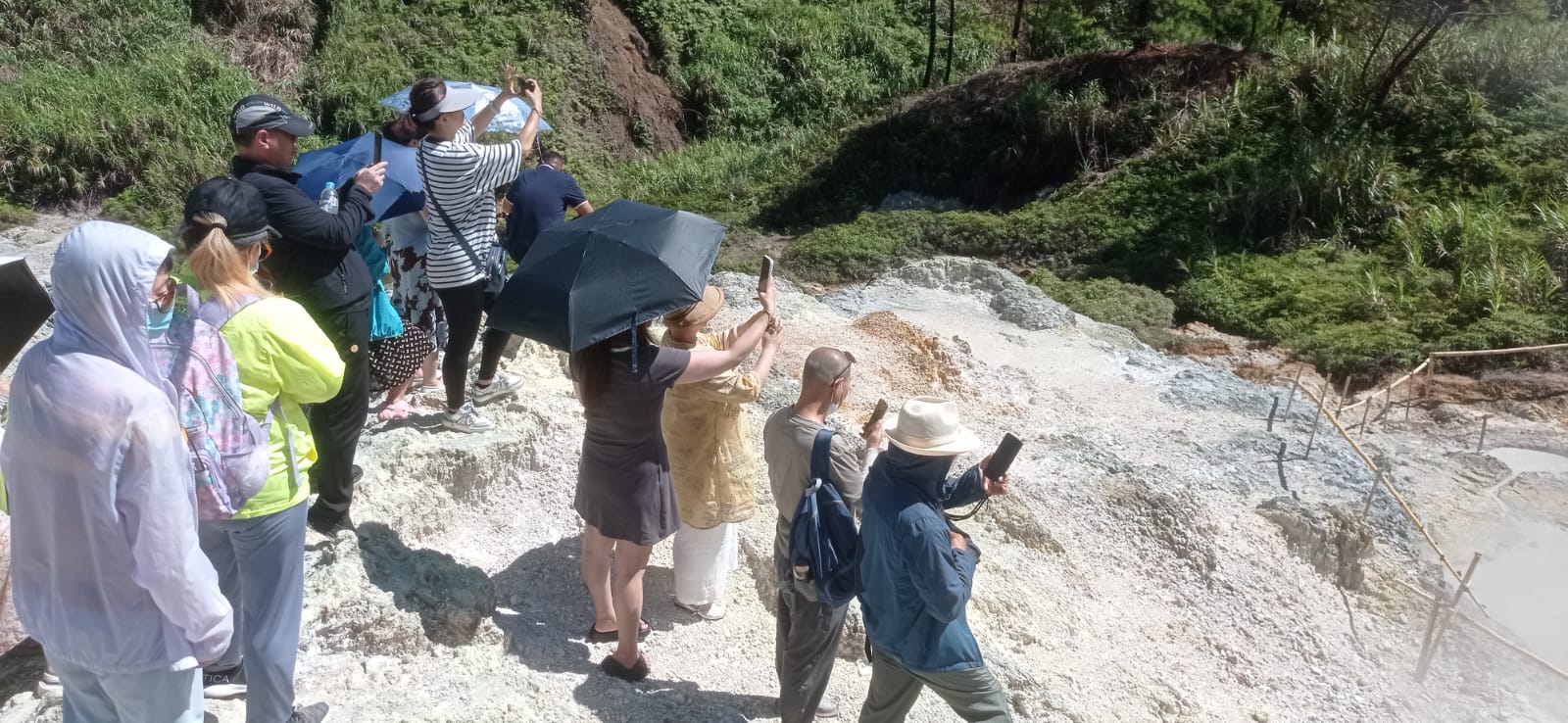 Kunjungan turis Tiongkok ke Tomohon dorong promosi budaya lokal 8 Kunjungan turis Tiongkok ke Tomohon dorong promosi budaya lokal
