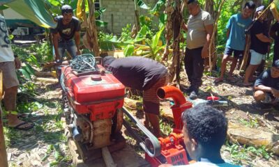 Rumah terendam banjir, warga dan Pemerintah Makalehi gunakan mesin pompa kuras air danau ke pantai