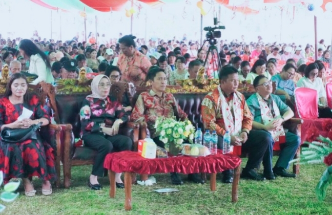 Iskandar-Deddy hadiri perayaan Kaum Ibu GMIBM: Persatuan dan keteladanan iman menggema di Modisi