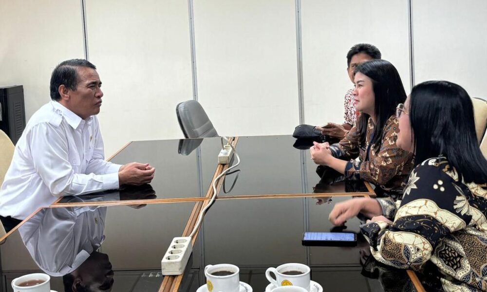 Bupati lobi Kementrian Pertanian, petani Sitaro dapat sejumlah bantuan 