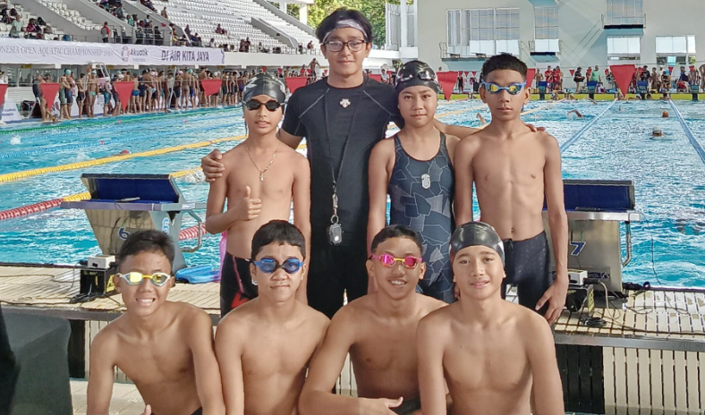 Coach Zeff tegaskan pentingnya karakter dan komunikasi dalam membangun tim renang Znergy Aquatic Club 8 Coach Zeff tegaskan pentingnya karakter dan komunikasi dalam membangun tim renang Znergy Aquatic Club