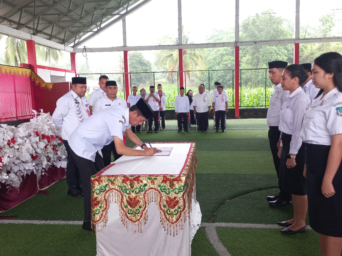 Teken SK fungsional, Iskandar–Deddy 'segarkan mesin' birokrasi Bolsel