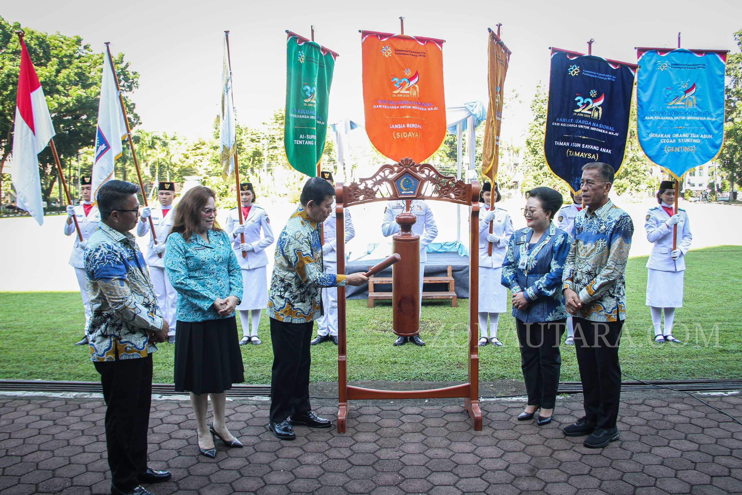 FOTO: Peringatan Hari Keluarga Nasional di Sulawesi Utara 13 FOTO: Peringatan Hari Keluarga Nasional di Sulawesi Utara