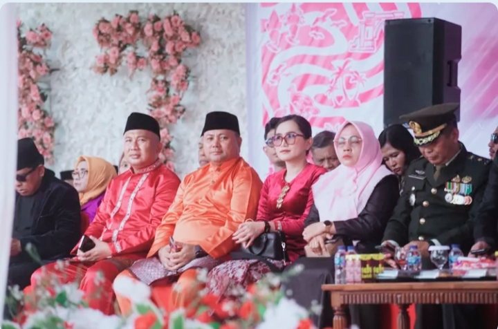Momen HUT ke-17 Bolsel, Iskandar Kamaru paparkan capaian pembangunan dan serukan persatuan