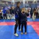 Zubair Azzam Husain bersama sang ibu sekaligus pelatih, Endang Luwiti.