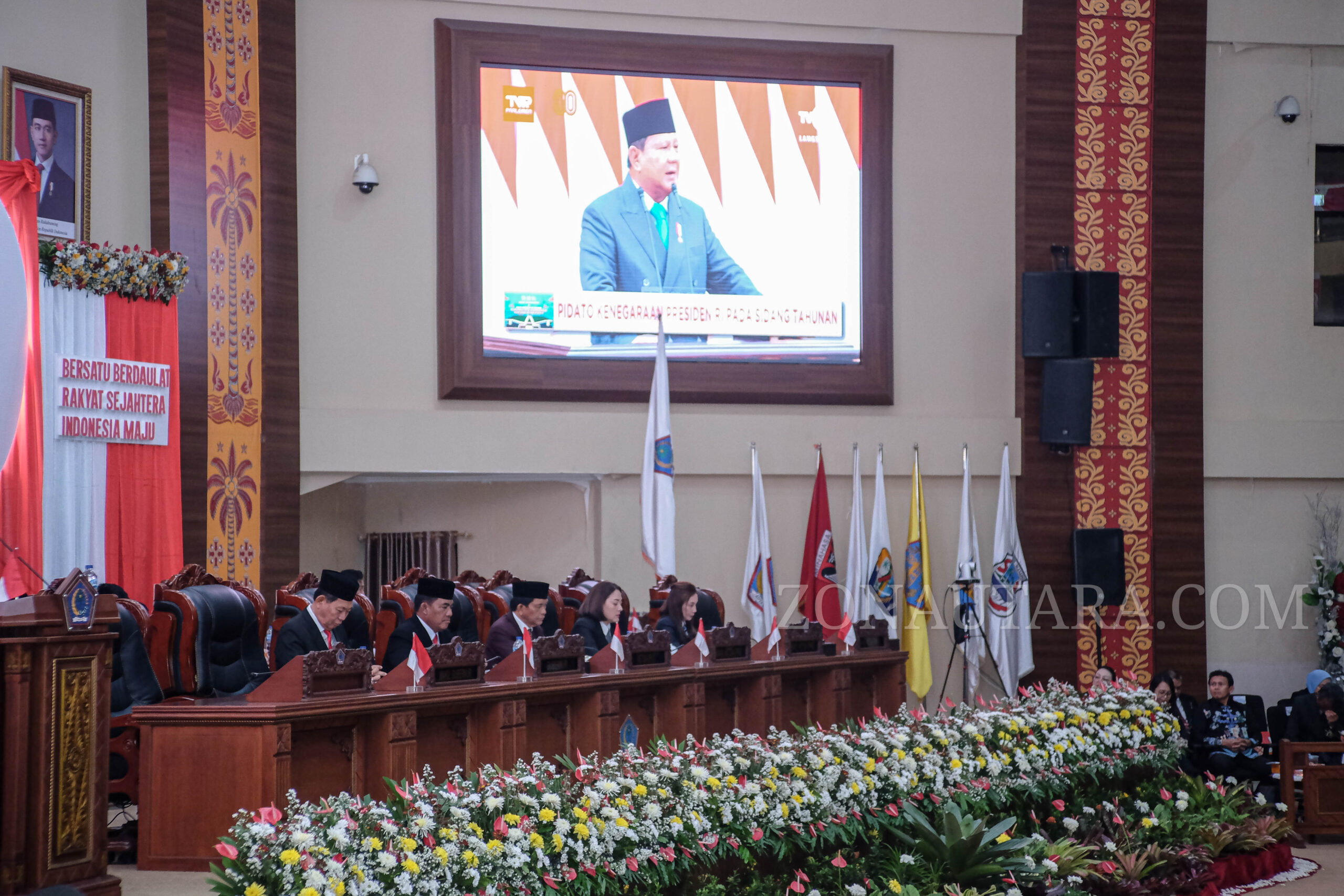 FOTO: Gubernur dan Wagub Sulut ikut saksikan Pidato Kenegaraan Presiden 11 FOTO: Gubernur dan Wagub Sulut ikut saksikan Pidato Kenegaraan Presiden