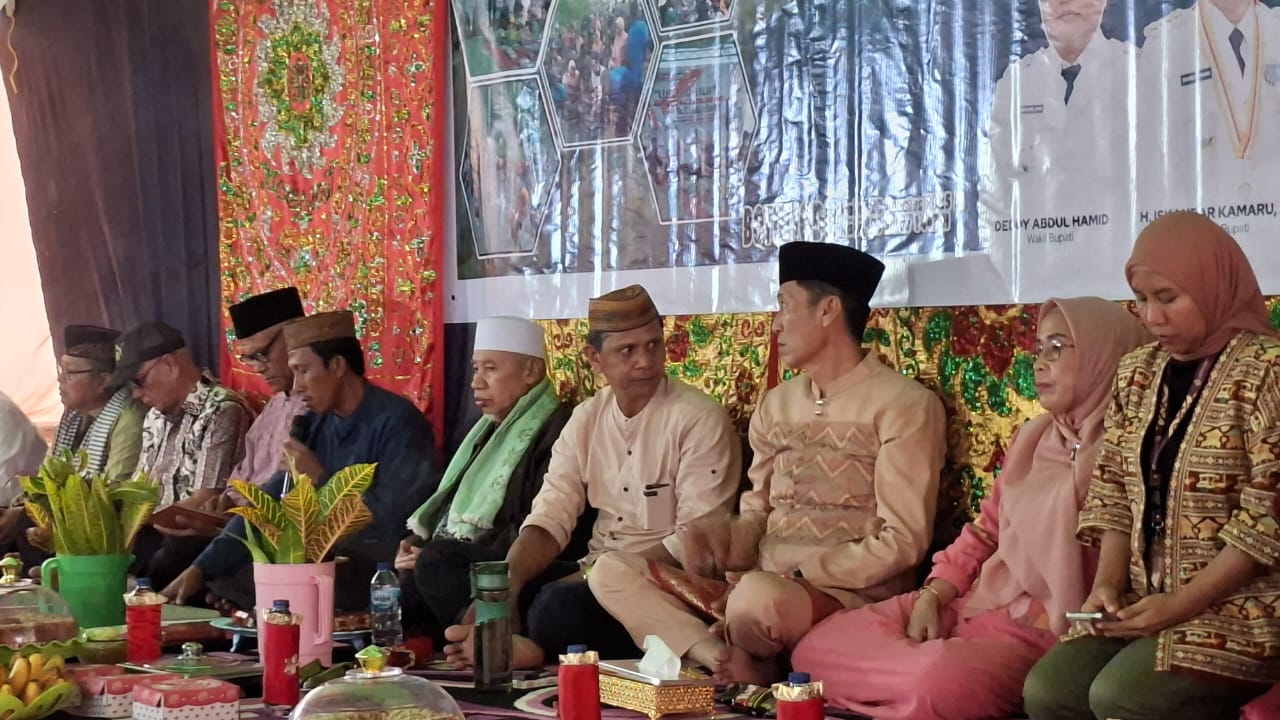 Tameng identitas Bolsel: Kamaru ikut saksikan kesakralan mandi safar di Botuliodu 9 bolsel