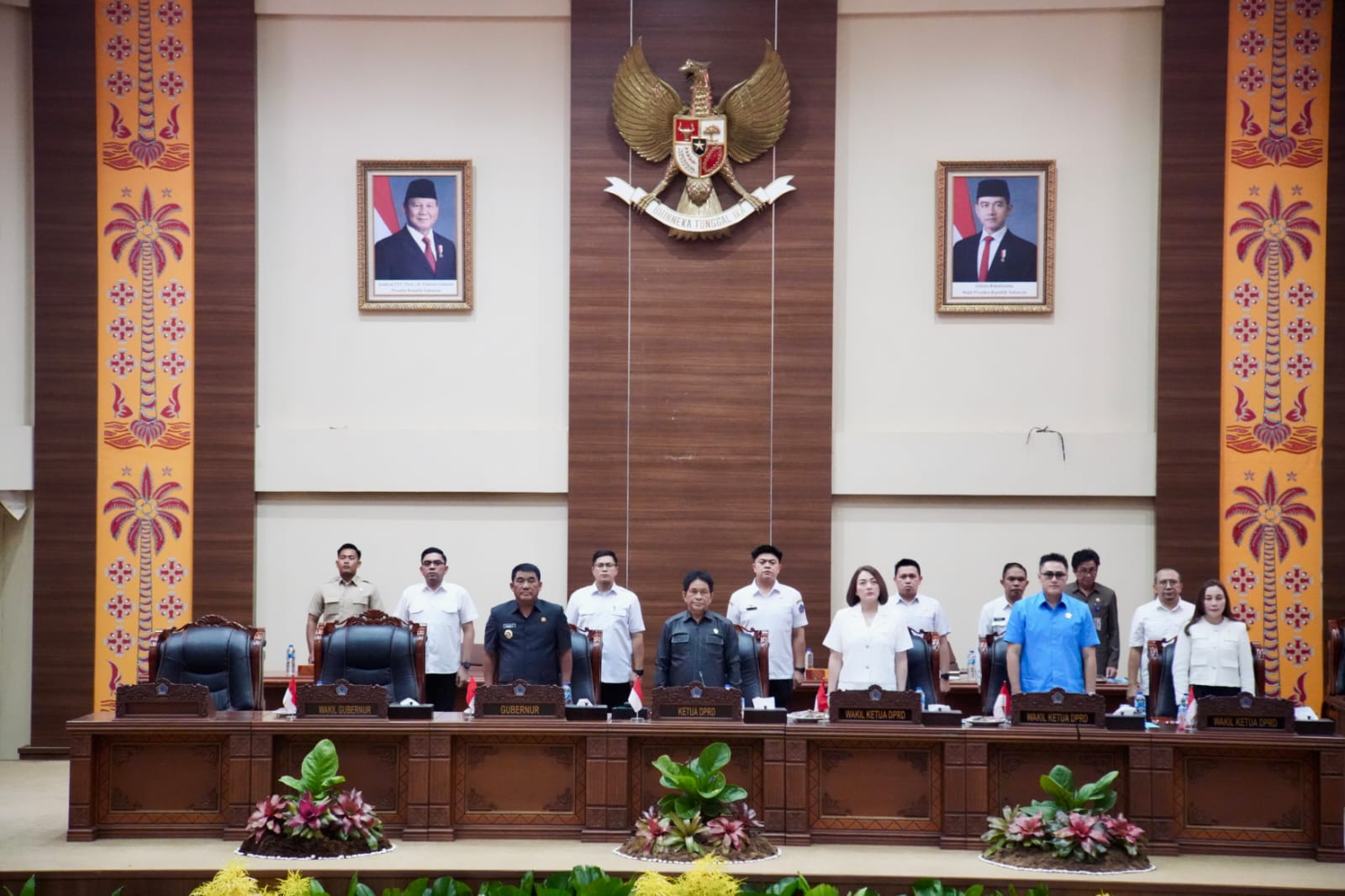 Gubernur Yulius Selvanus sampaikan Ranperda Perubahan APBD 2025 dalam Rapat Raripurna DPRD Sulut