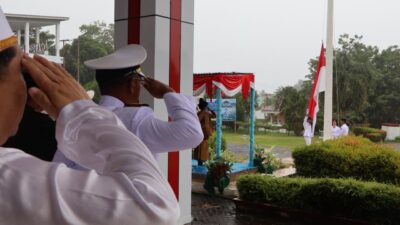 Diguyur hujan saat upacara, Bupati Sitaro punya harapan khusus di HUT Provinsi Sulawesi Utara 9 Diguyur hujan saat upacara, Bupati Sitaro punya harapan khusus di HUT Provinsi Sulawesi Utara