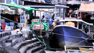 Dari laut ke loket: Agen Pegadaian jadi jalan keluar warga kepulauan 8 Dari laut ke loket: Agen Pegadaian jadi jalan keluar warga kepulauan