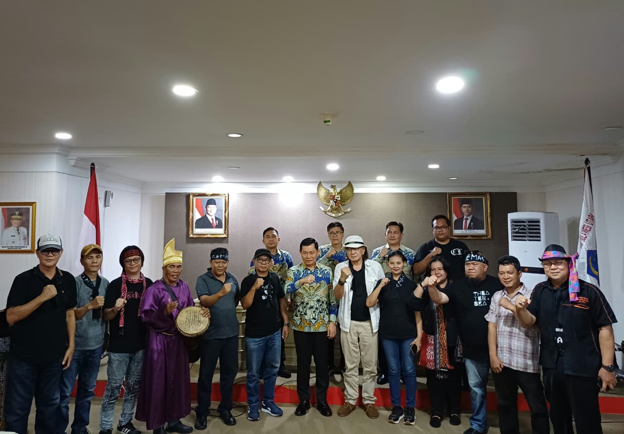Seniman dan budayawan Sulut tuntut kembalikan Taman Budaya sesuai tujuan serta fungsinya 8 Seniman dan budayawan Sulut tuntut kembalikan Taman Budaya sesuai tujuan serta fungsinya