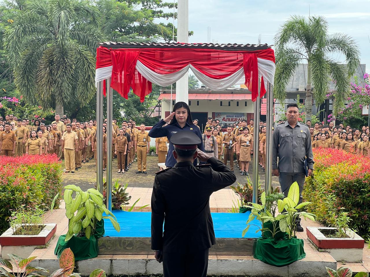 Bupati Sitaro ajak masyarakat teladani semangat juang pahlawan dengan kerja keras dan ketulusan