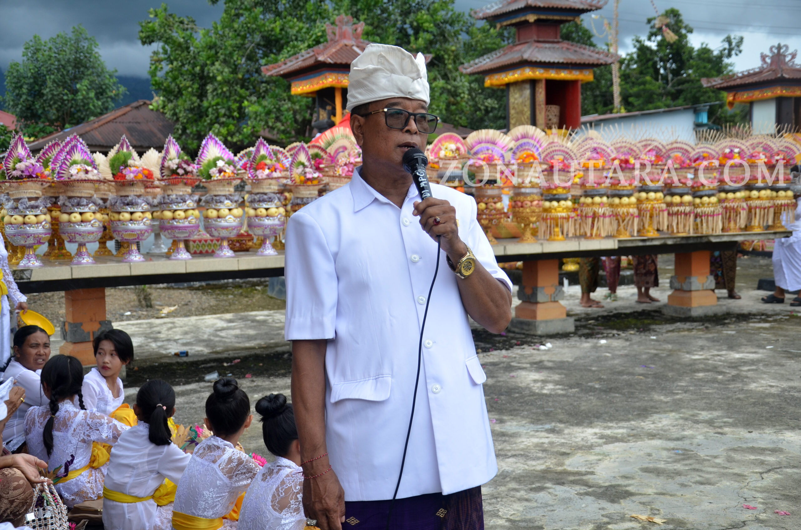 Umat Hindu Mopugad rayakan Galungan, teguhkan kemenangan dharma melawan adharma 8 Umat Hindu Mopugad rayakan Galungan, teguhkan kemenangan dharma melawan adharma