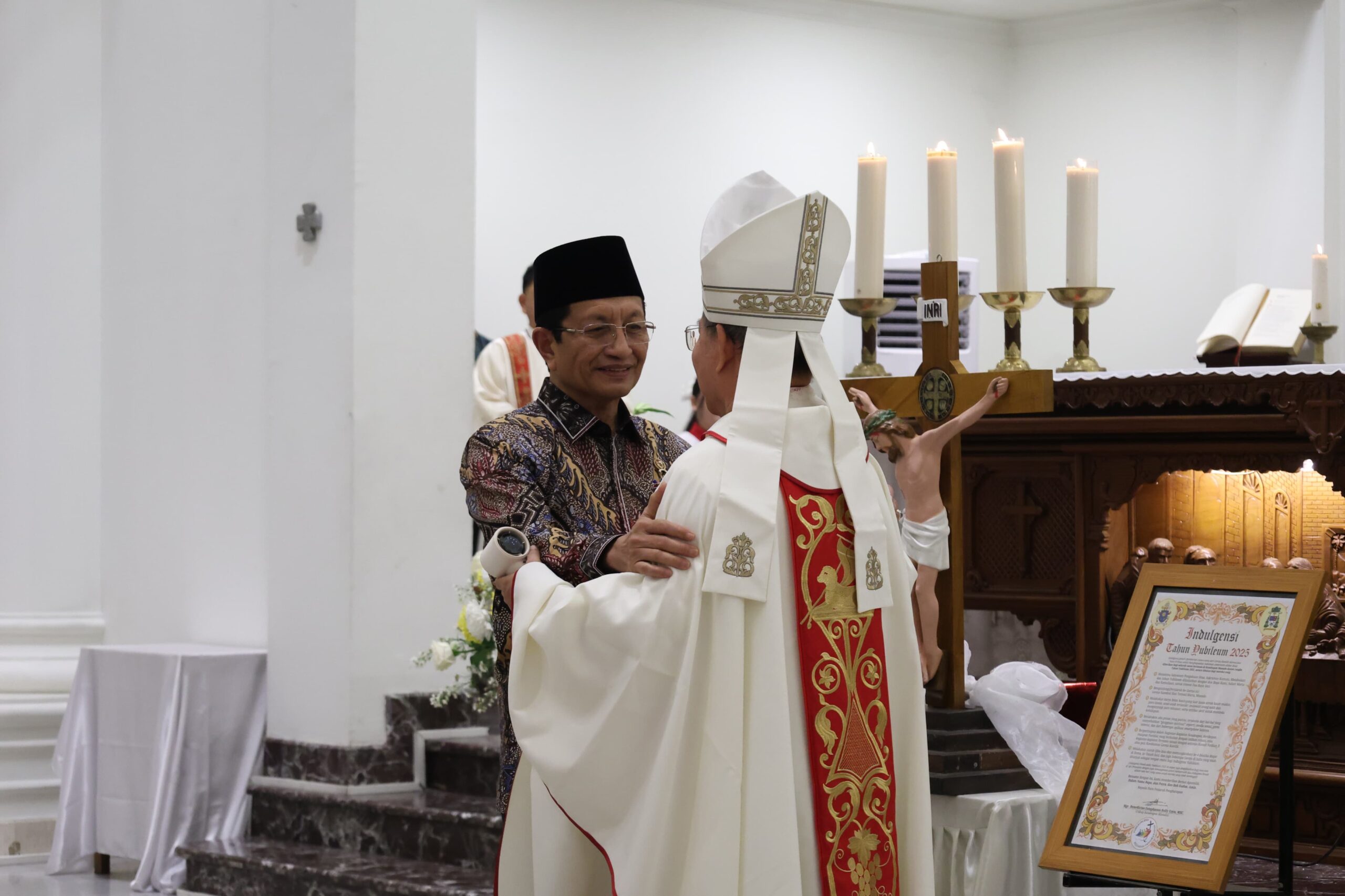 Didampingi Victor Mailangkay, Menag Nasaruddin Umar perkuat moderasi beragama di Sulut 10 Didampingi Victor Mailangkay, Menag Nasaruddin Umar perkuat moderasi beragama di Sulut