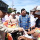 Menhub RI bersama Wagub Sulut bagikan alat keselamatan pelayaran ke nelayan