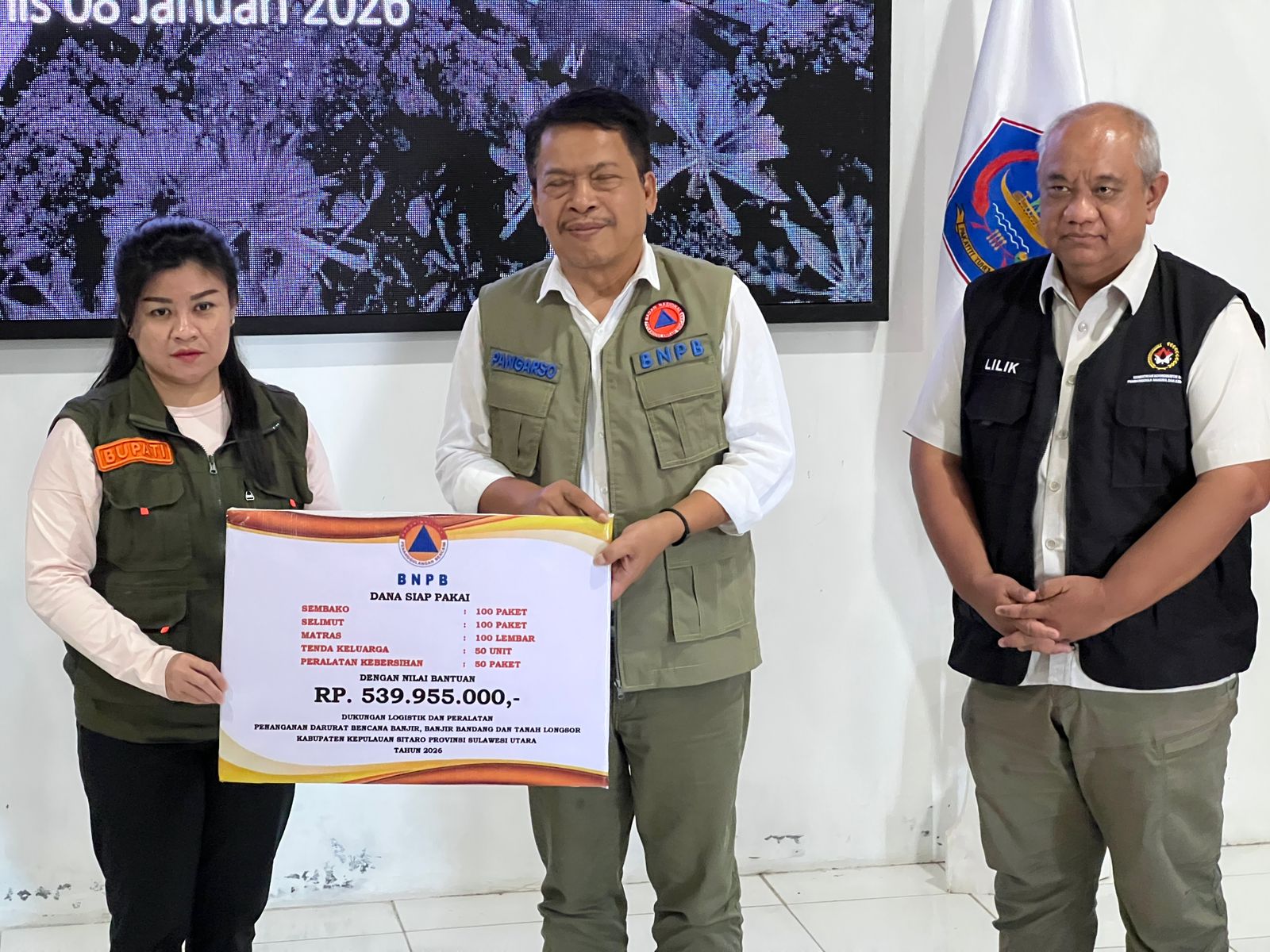 Bupati Sitaro pastikan Pemerintah bantu bangun rumah warga, korban bencana dapat santunan 8 Bupati Sitaro pastikan Pemerintah bantu bangun rumah warga, korban bencana dapat santunan