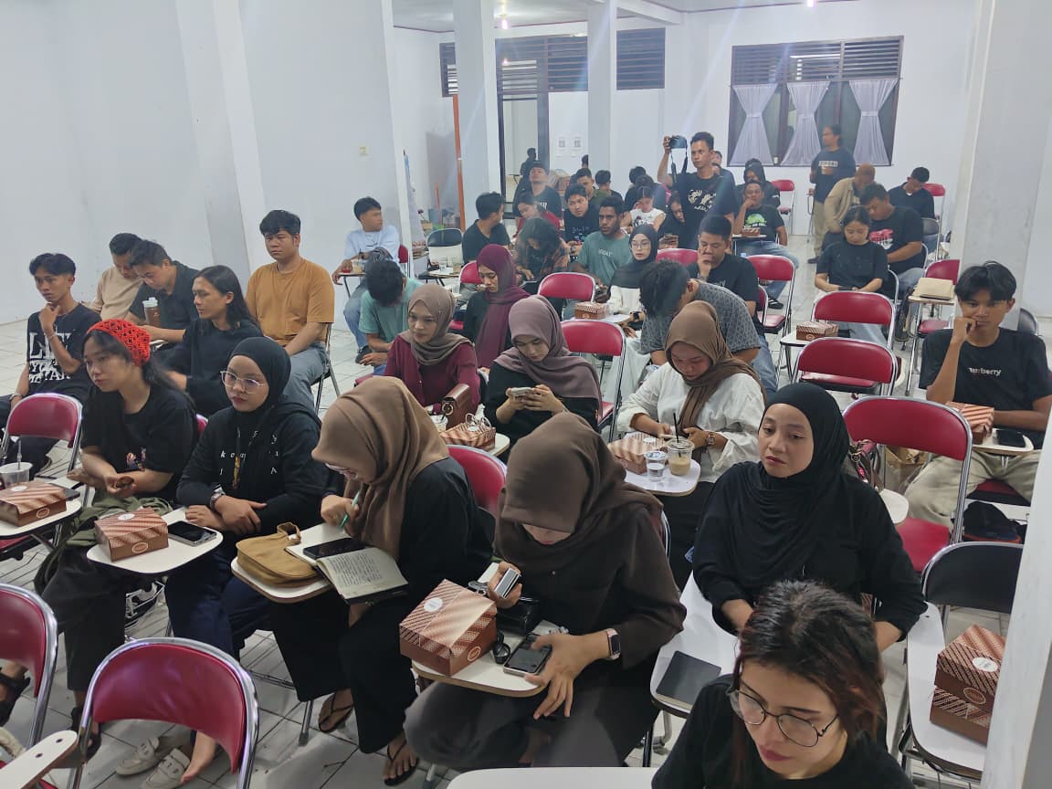 Nobar film "Pesta Babi" di Kotamobagu bangun kesadaran kritis soal tanah dan adat 9 Nobar film "Pesta Babi" di Kotamobagu bangun kesadaran kritis soal tanah dan adat